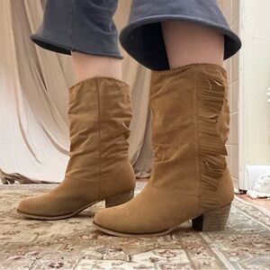 Rampage Camel Fringe Heeled Boots